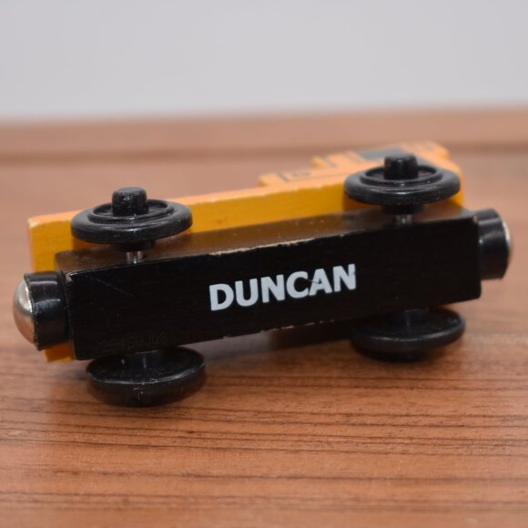 Duncan 6 Thomas the Train Tank Engine Wooden Railway Friends Vintage 2003 - Picture 6 of 6